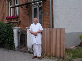 Manidhara das in front of a temple where he joined ISKCON in 1972 , Heidelberg, Germany,  (photo taken on June 2017)